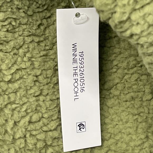 NWT Disney Women L Green Sherpa 1/4 Zip Pullover Winnie the Pooh Keep Calm Skate - Picture 10 of 11